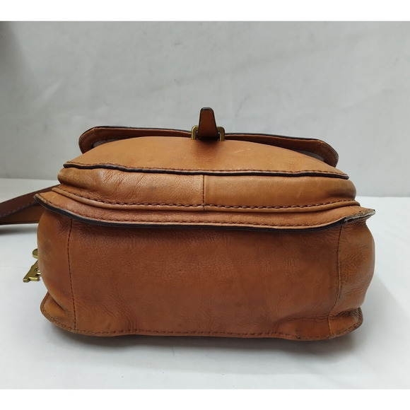 Fossil Brown Tan Leather Front Pocket Zipper Closure Crossbody Bag - Picture 6 of 16